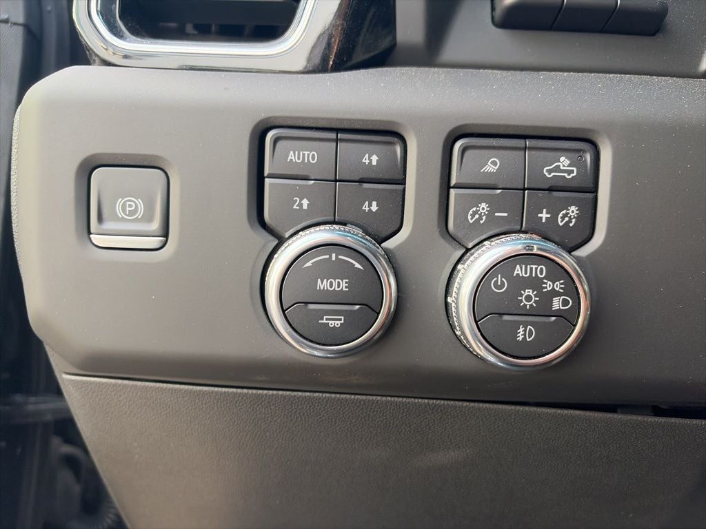 2024 GMC Sierra 3500HD Denali Ultimate 1 OWNER CLEAN CARFAX