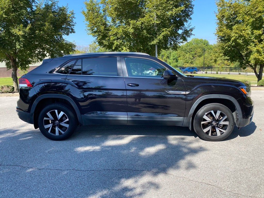 2022 Volkswagen Atlas Cross Sport 2.0T SE