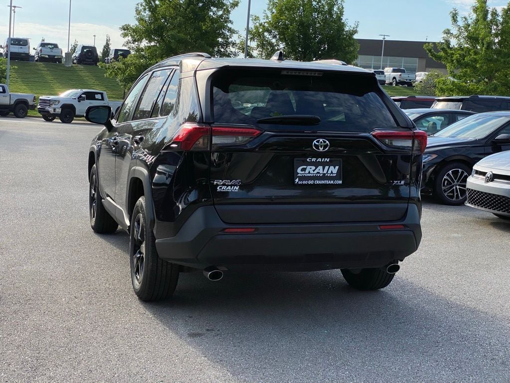 2024 Toyota RAV4 XLE