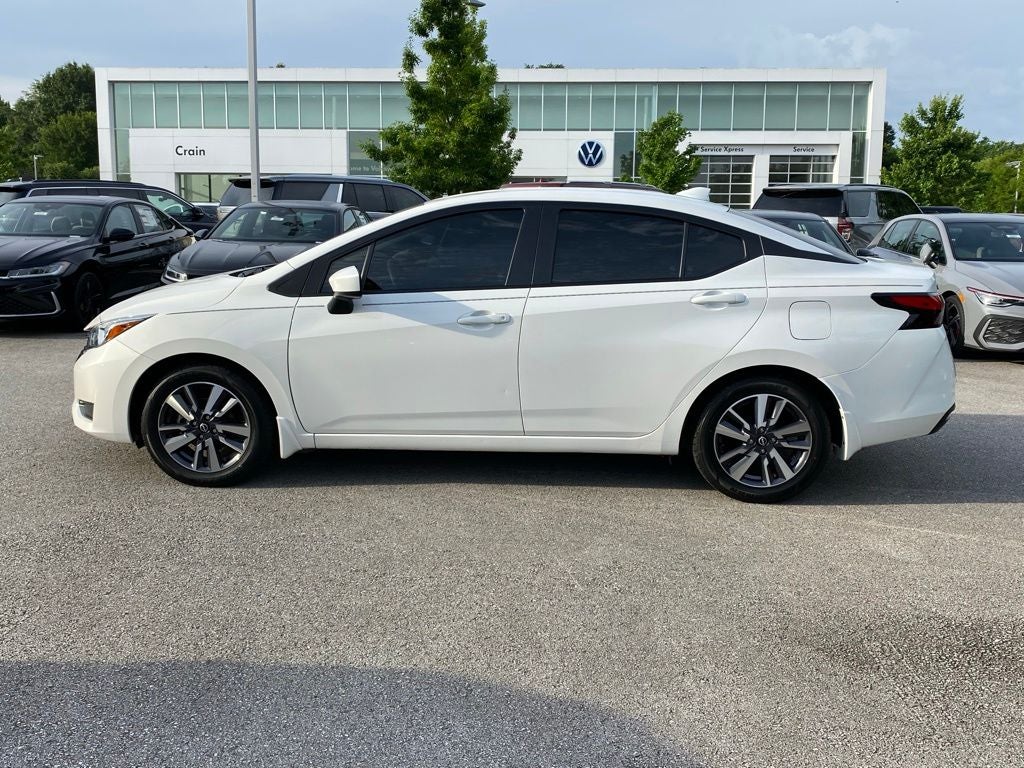 2024 Nissan Versa 1.6 SV CLEAN 1 OWNER CARFAX