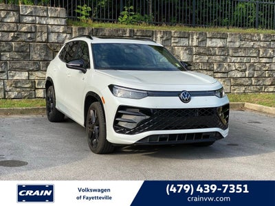 2025 Volkswagen Tiguan 2.0T SE R-Line Black