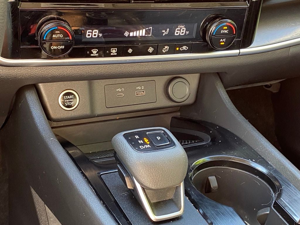 2022 Nissan Rogue SV