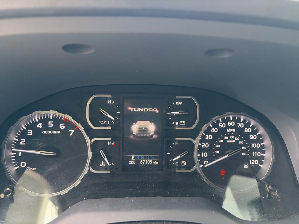 2018 Toyota Tundra SR5 5.7L V8 CLEAN CARFAX, BFGoodrich A/T Tires