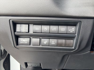 2024 Toyota Sequoia TRD Pro LOCAL VEHICLE, CLEEAN 1-OWNER CARFAX!!!!