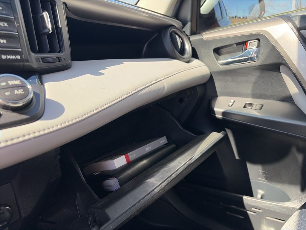 2018 Toyota RAV4 XLE GREAT CONDITION! GREAT SERVICE HISTORY!