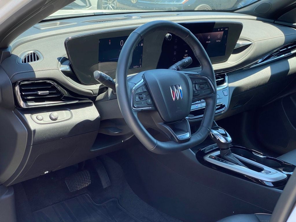 2025 Buick Envista Avenir CLEAN CARFAX