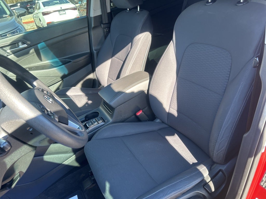 2020 Hyundai TUCSON SE