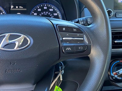 2022 Hyundai KONA SE
