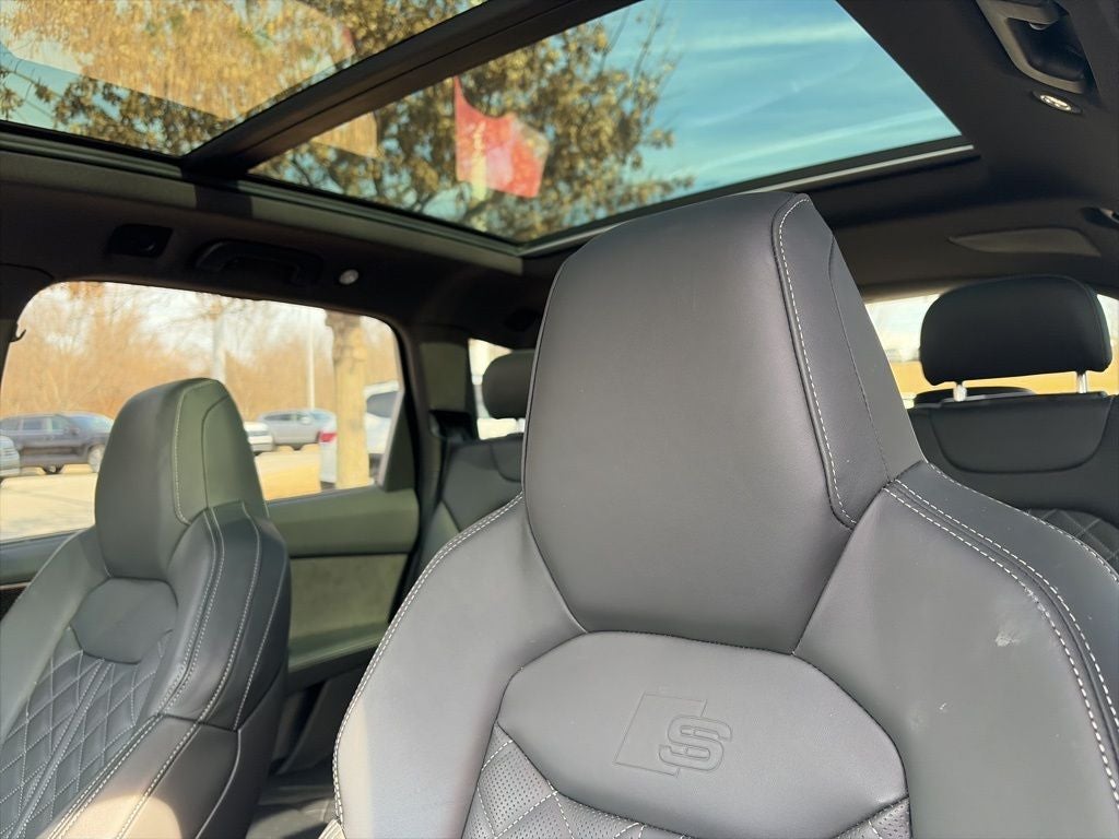 2022 Audi SQ7 GREAT SERVICE RECORDS, CLEAN CARFAX V8 Quattro