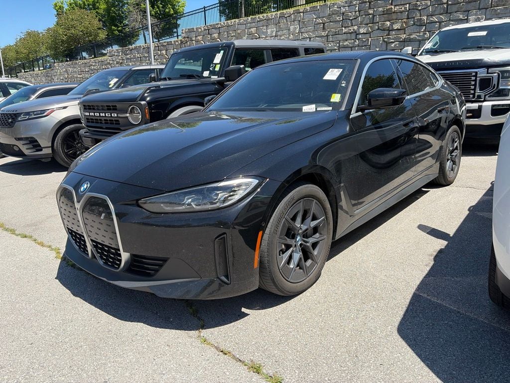 2024 BMW i4 eDrive35 CLEAN CARFAX PREMIUM PACKAGE!