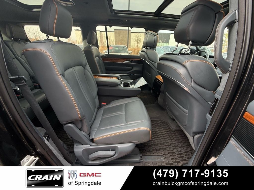2022 Jeep Grand Wagoneer Series II