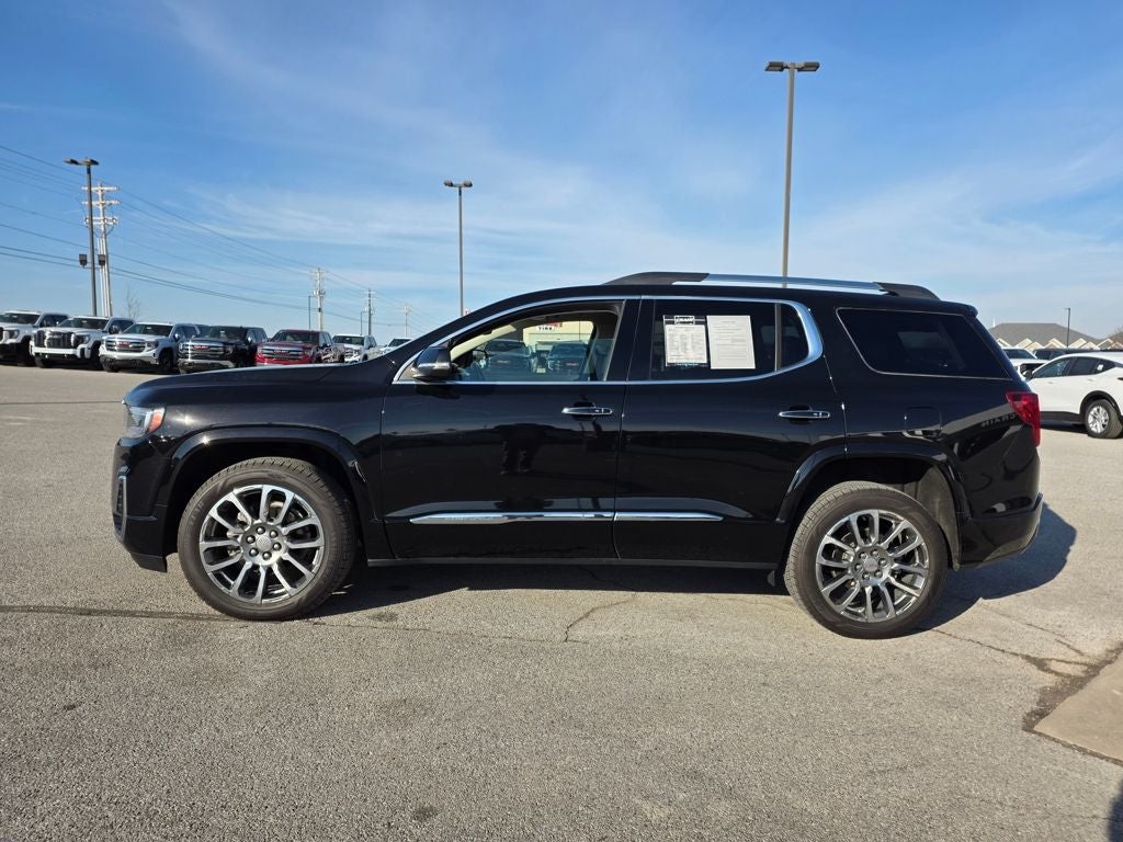 2023 GMC Acadia Denali