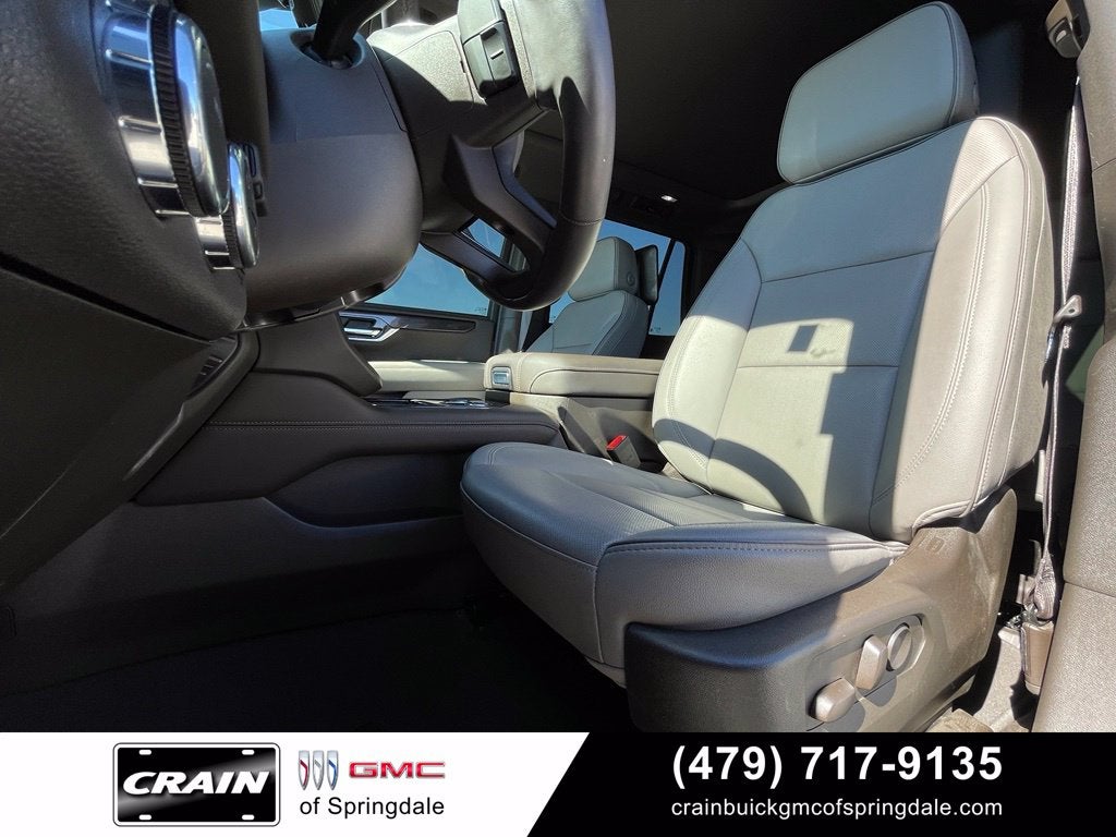 2025 GMC Yukon Elevation