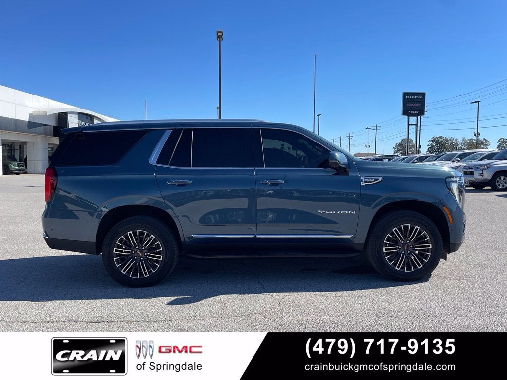 2025 GMC Yukon Elevation