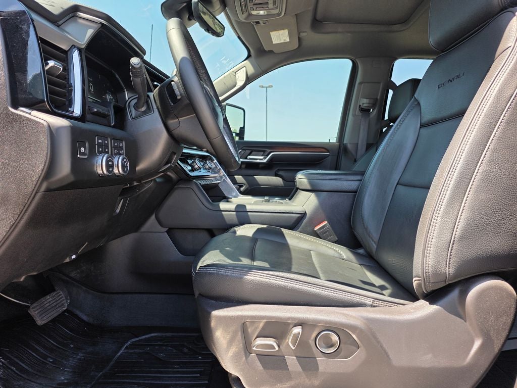 2024 GMC Sierra 2500HD Denali
