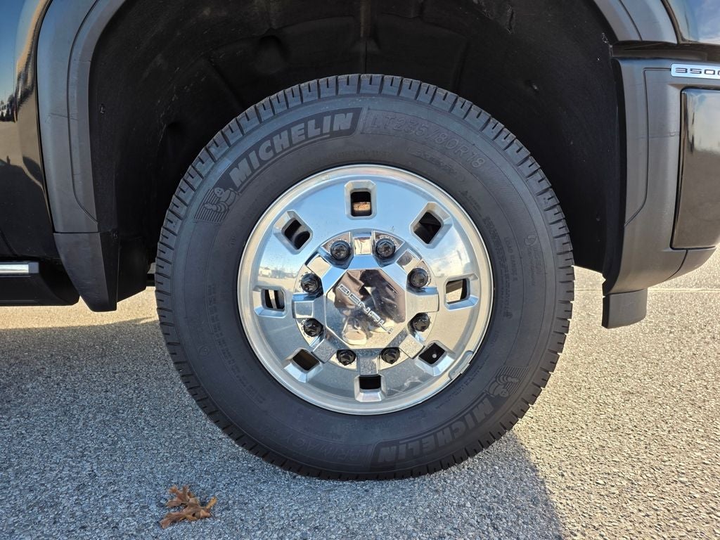 2024 GMC Sierra 3500HD Denali
