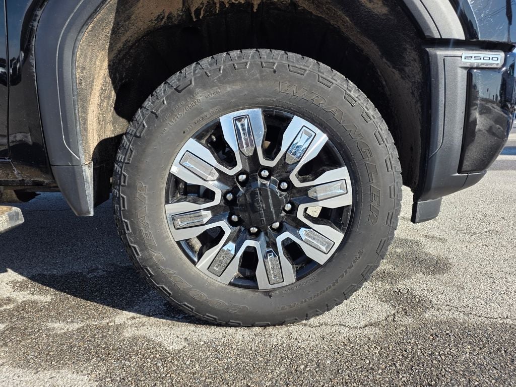 2025 GMC Sierra 2500HD Denali