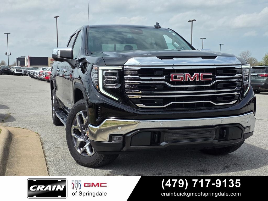 2025 GMC Sierra 1500 SLT
