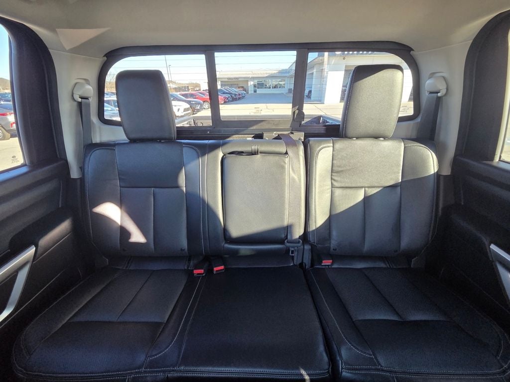 2021 Nissan Titan SV