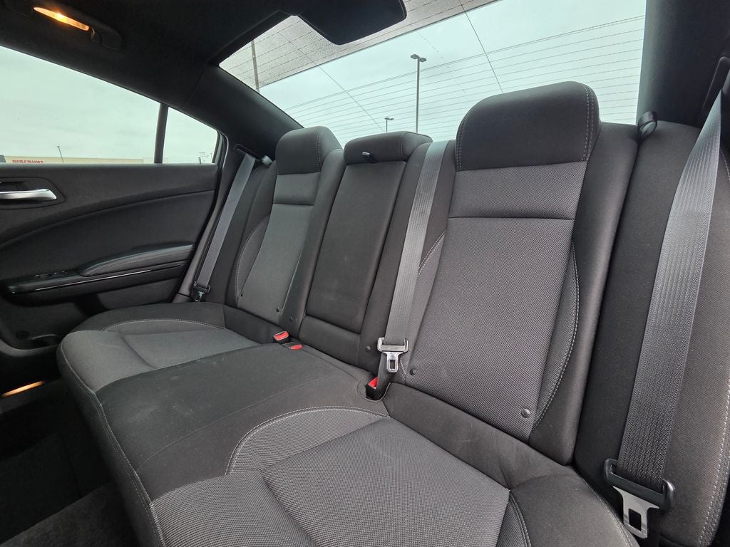 2017 Dodge Charger SE