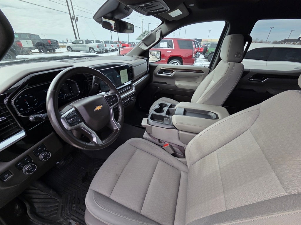 2023 Chevrolet Silverado 1500 LT LT1