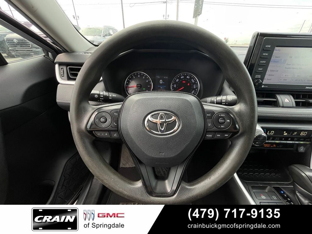 2020 Toyota RAV4 XLE