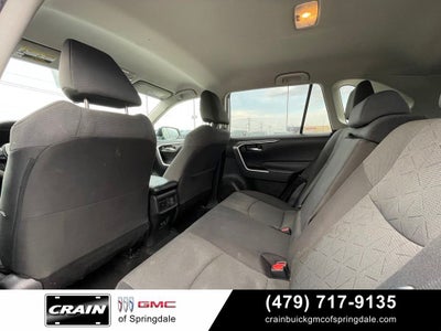 2020 Toyota RAV4 XLE