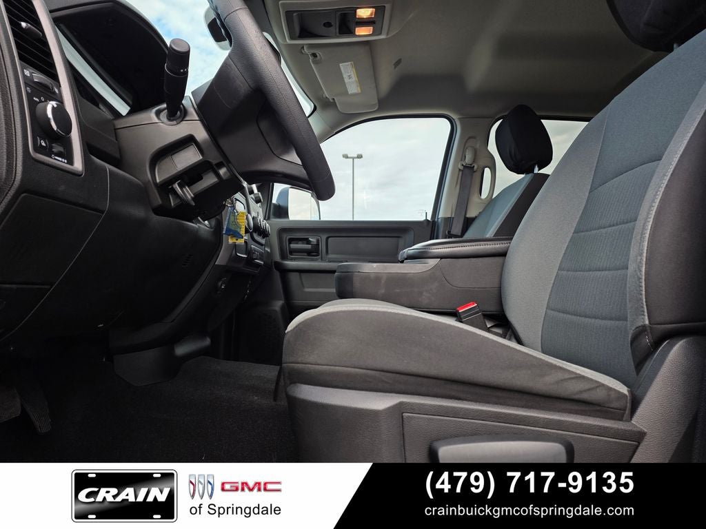 2022 RAM 1500 Classic Tradesman Chrome Plus Package