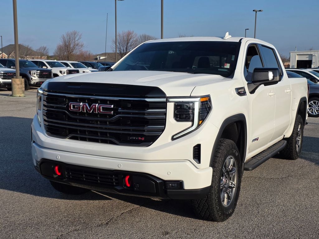 2025 GMC Sierra 1500 AT4