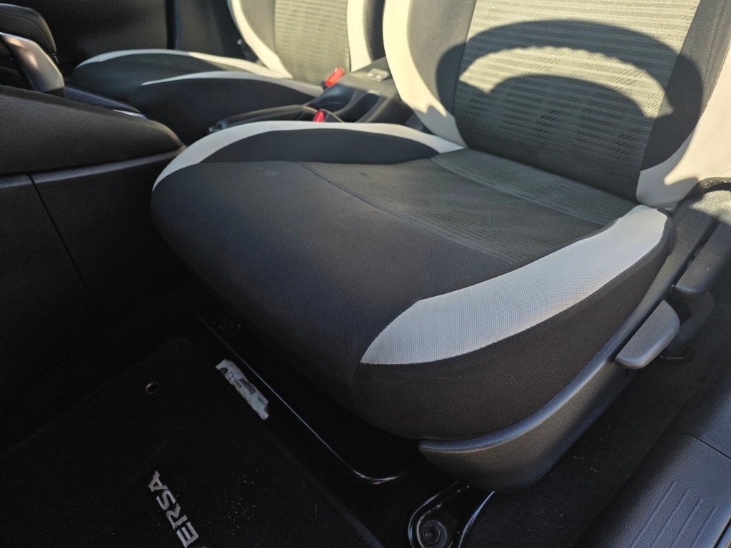 2021 Nissan Versa 1.6 SV