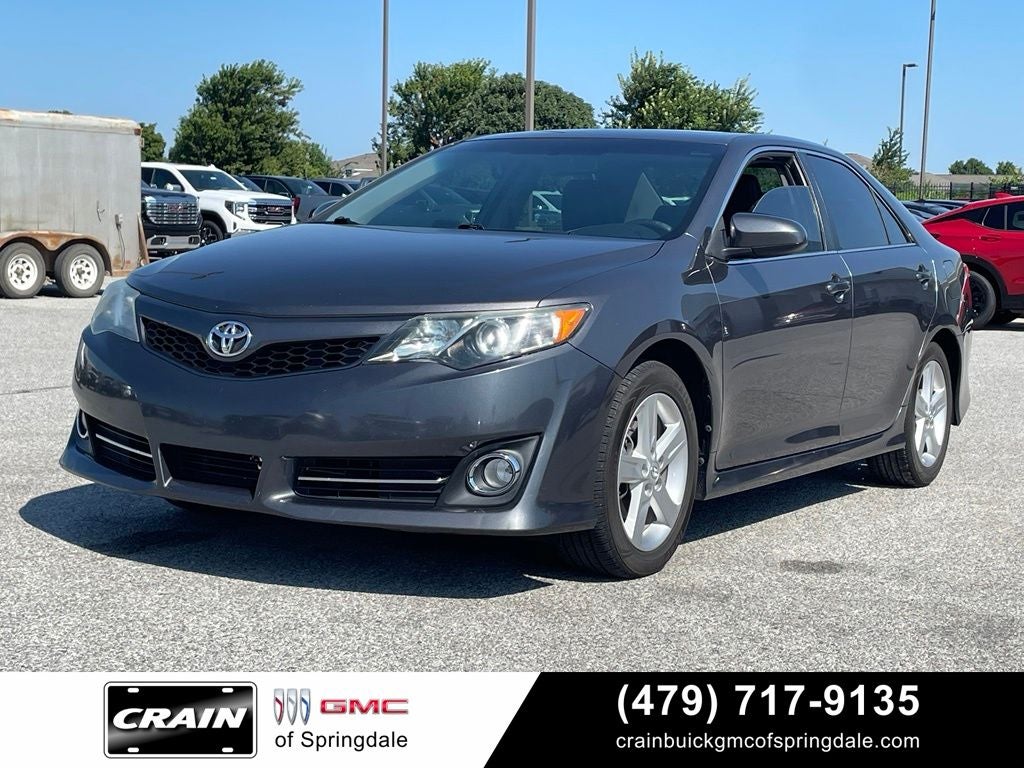 2014 Toyota Camry SE