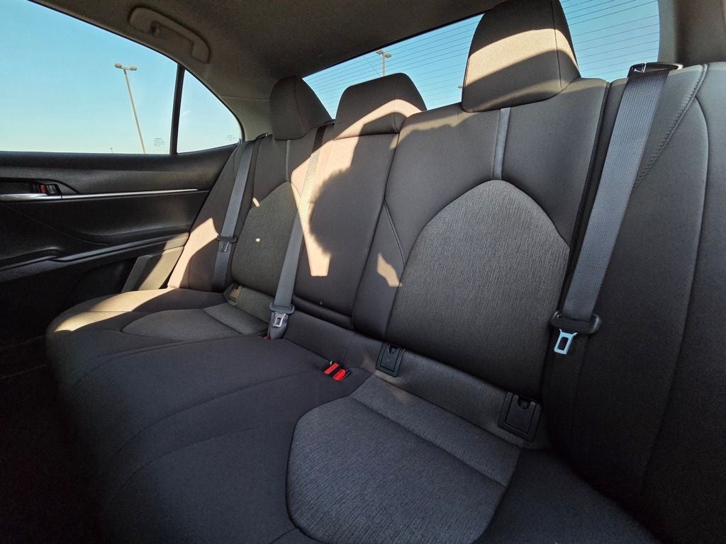 2023 Toyota Camry Hybrid LE