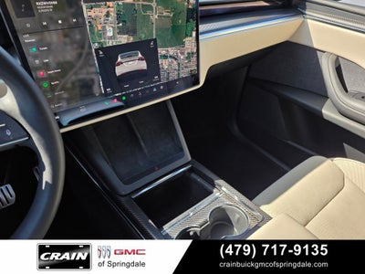 2022 Tesla Model X Plaid 6-Seat / Full Self-Driving