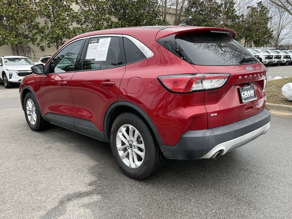 2020 Ford Escape SE