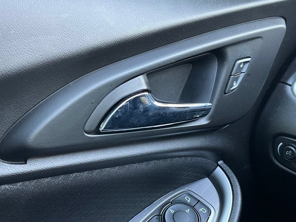2021 Chevrolet Malibu LS