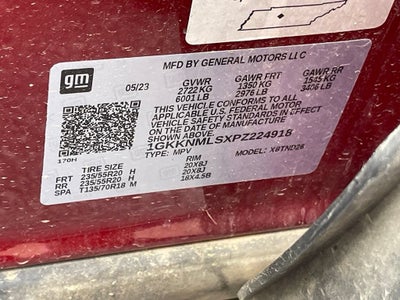 2023 GMC Acadia SLT