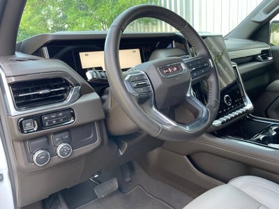 2025 GMC Yukon Elevation