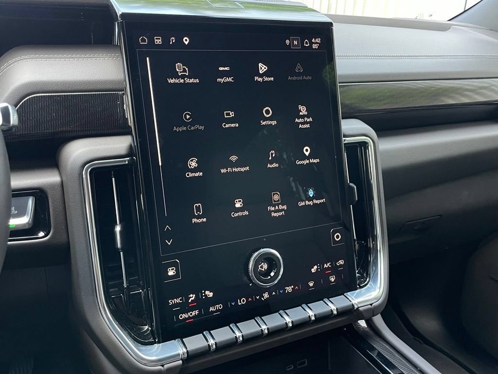 2025 GMC Yukon Elevation