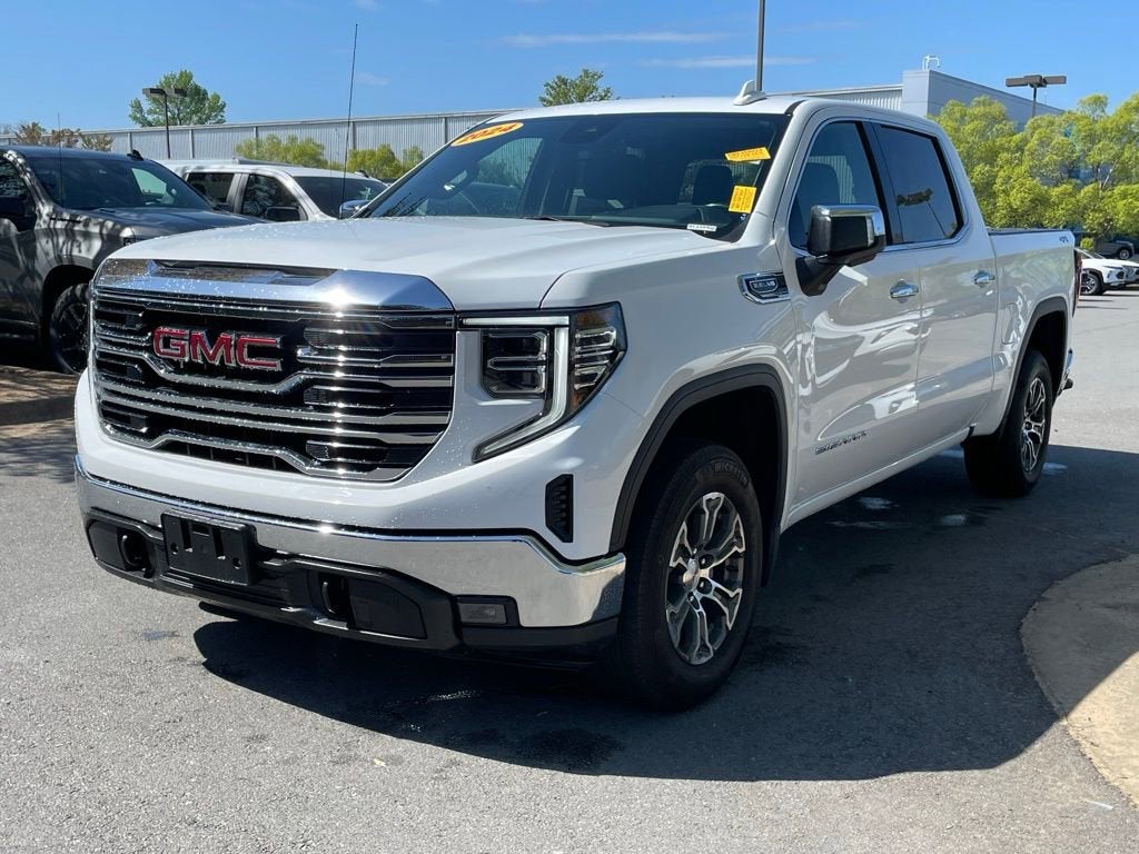 2024 GMC Sierra 1500 SLT