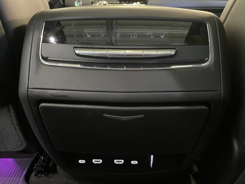 2023 Cadillac Escalade 4WD Sport Platinum
