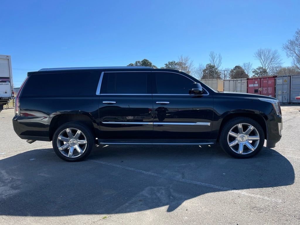 2020 Cadillac Escalade ESV Luxury