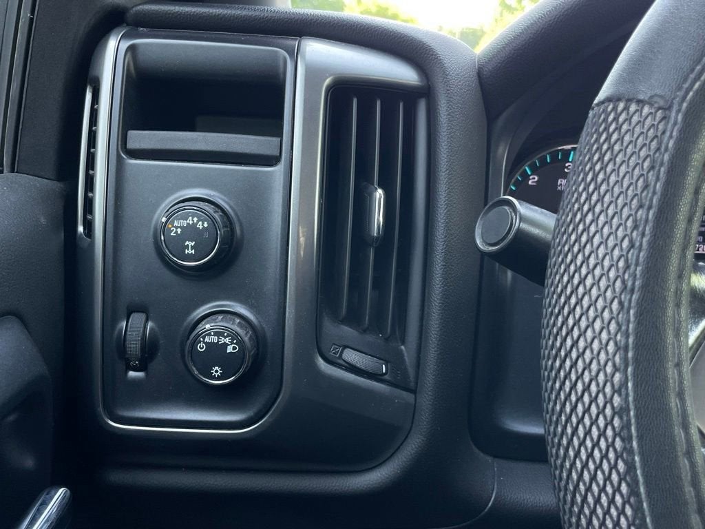 2019 Chevrolet Silverado LD LT