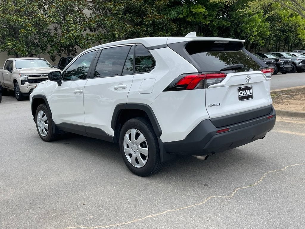 2025 Toyota RAV4 LE