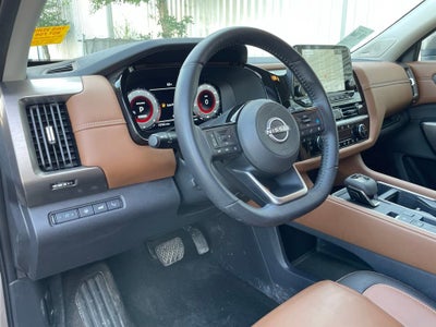 2024 Nissan Pathfinder Platinum