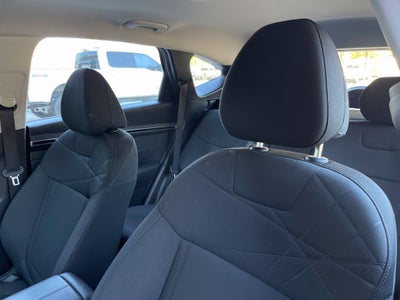 2022 Hyundai TUCSON SE
