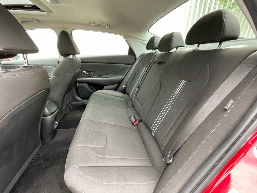 2025 Hyundai ELANTRA SEL Convenience