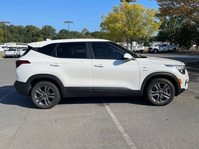 2023 Kia Seltos LX