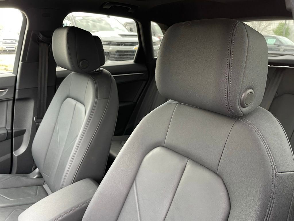 2024 Audi Q3 S line Premium