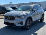 2025 Volvo XC40 Core Bright Theme