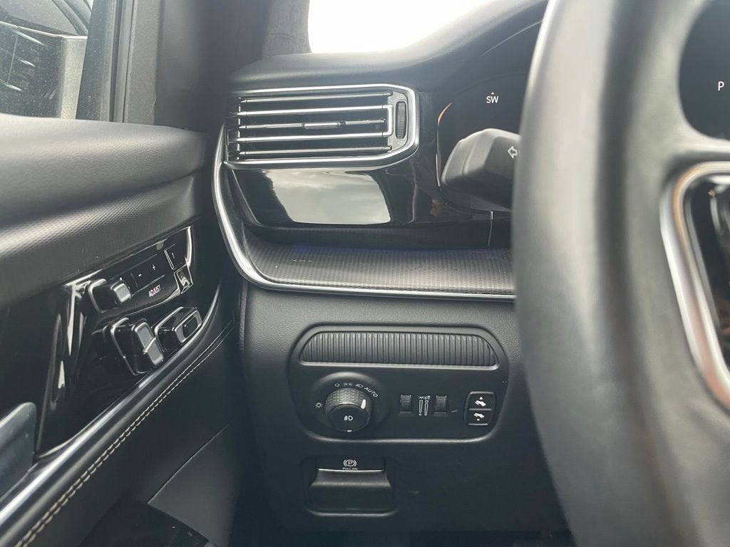 2024 Jeep Grand Wagoneer L Series II